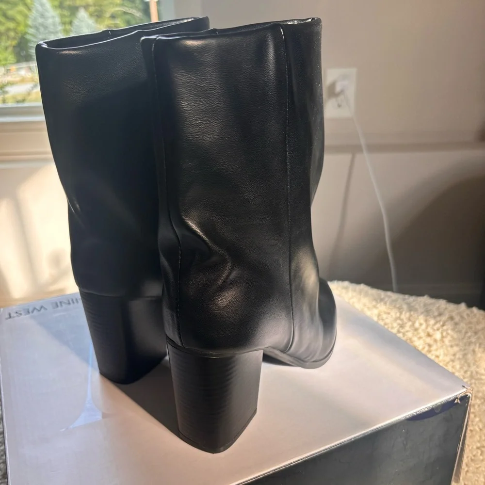 Nine West Chaye Booties Black Leather New In Box Women's Size 8.5. Slouchy Ankle - Picture 4 of 12
